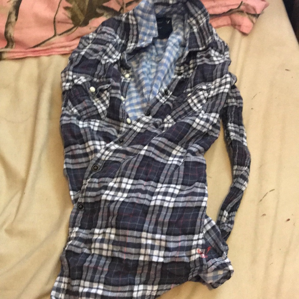 American Eagle button up